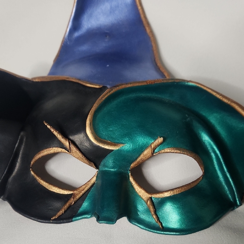 Leather Jester Mask - Picture 5 of 15